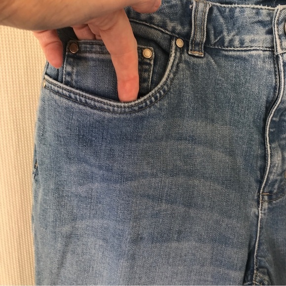 Talbots size 6 petite jeans light wash 5 pocket embellishments on back p… - Picture 10 of 10